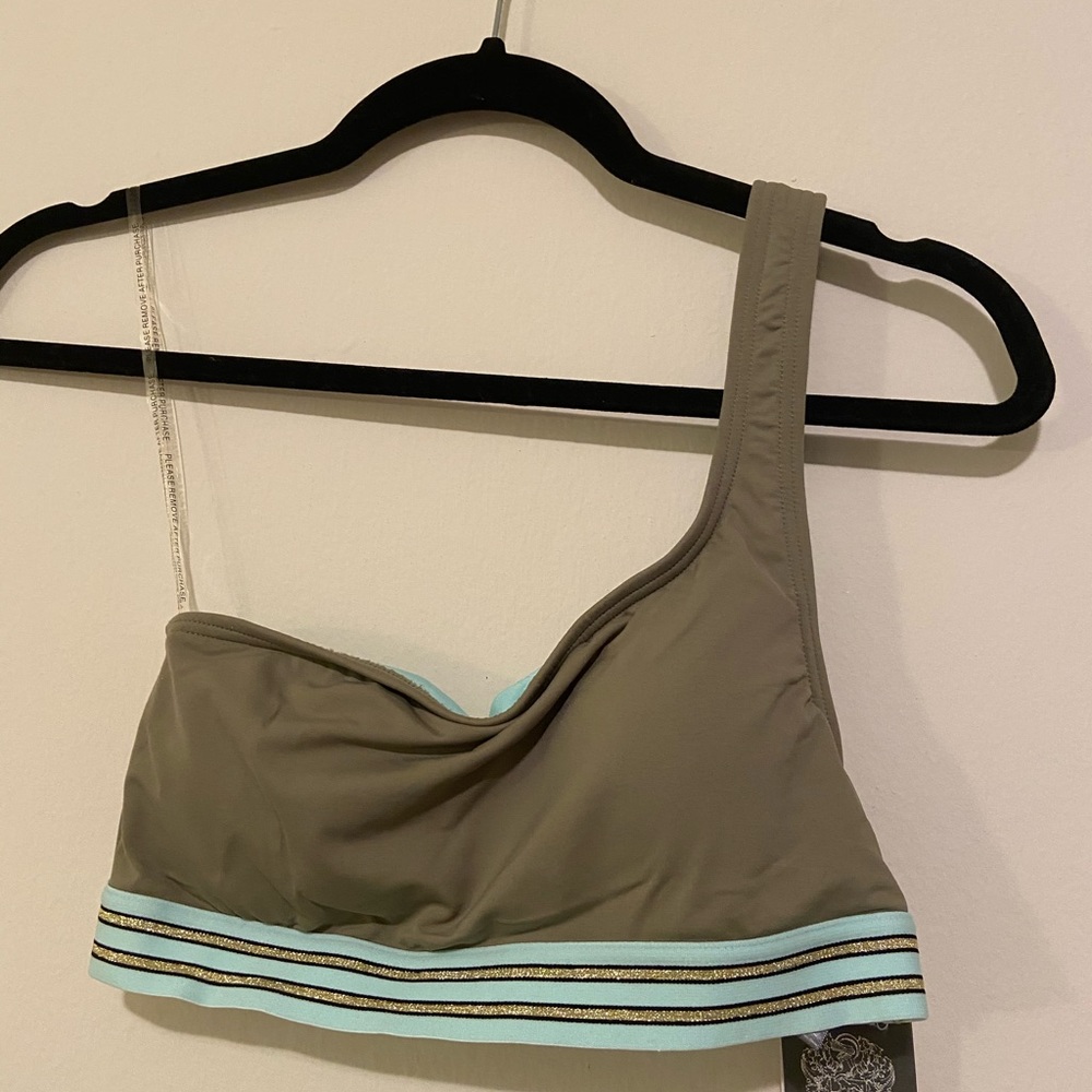 NWT Vince Camuto swimsuit